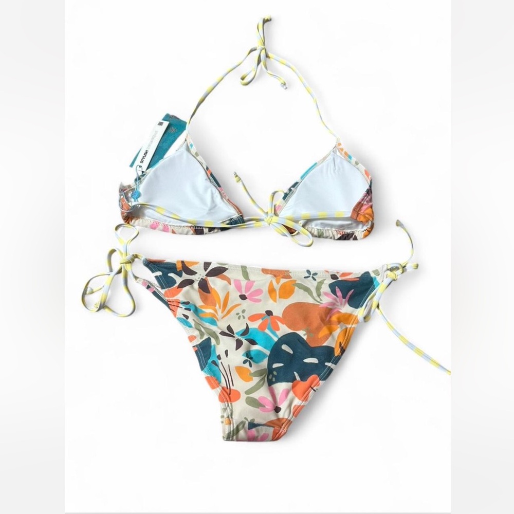 Floral String Bikini - Picture 7 of 16